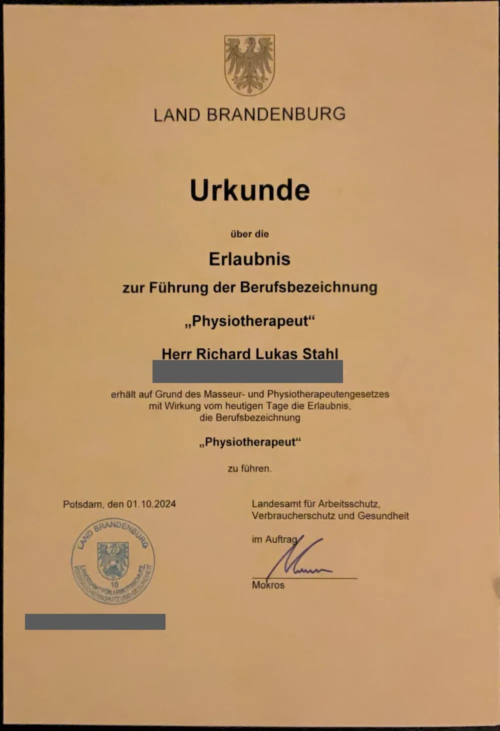 Zertifikat: Physiotherapeut, Land Brandenburg · LAVG